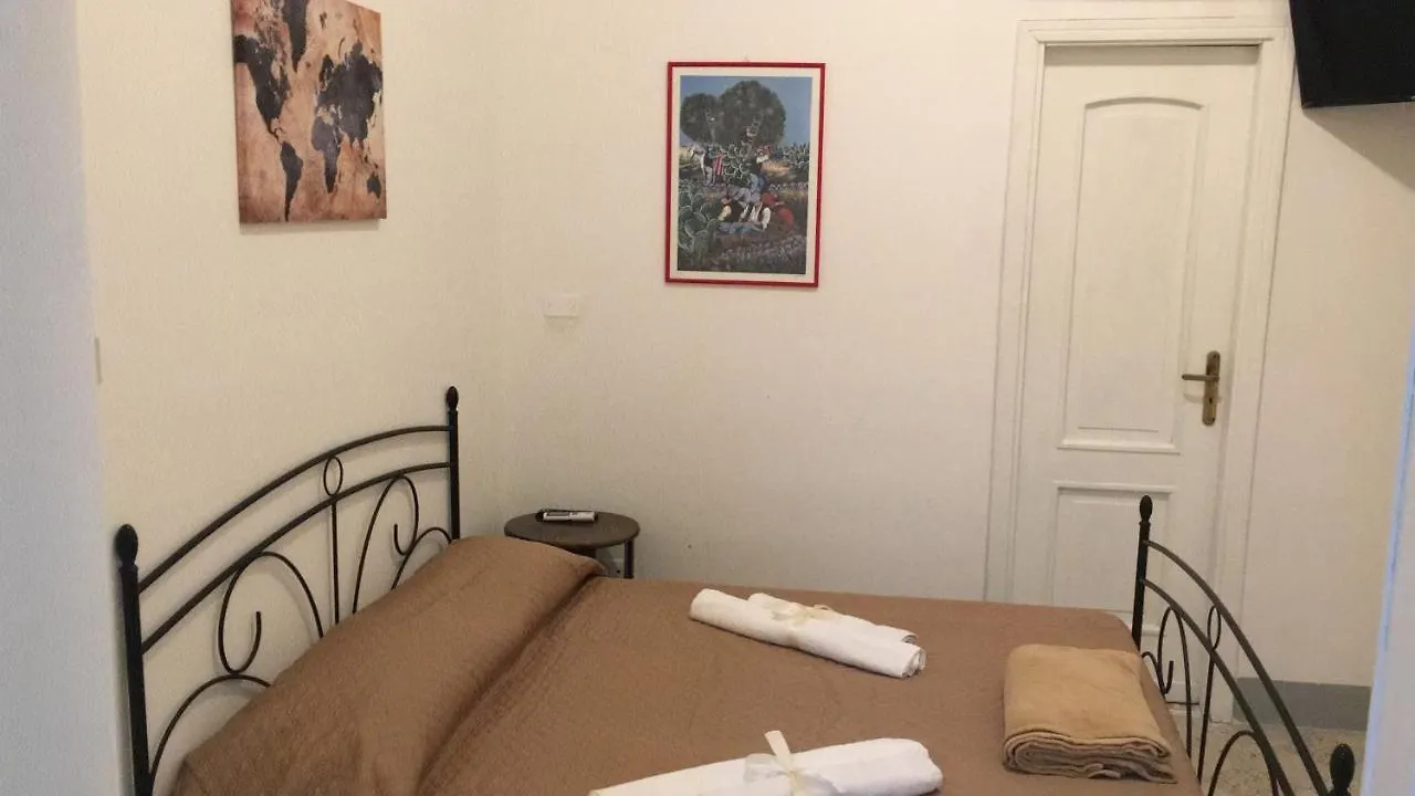 Le Stanze Di Regina Margherita Hotel Palermo 0*,